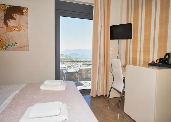 Marini Luxury Apartments And Suites